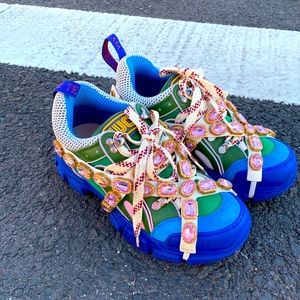 Gucci Flashtrek Sneakers